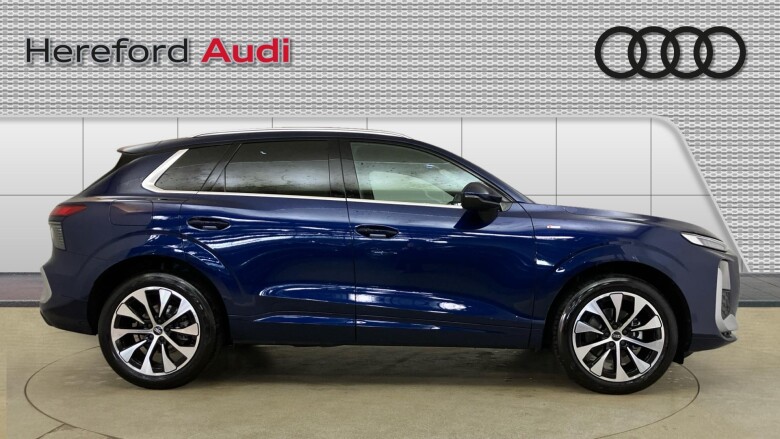 Audi Q3 1.5 TFSI S Line 5dr S Tronic Petrol Estate